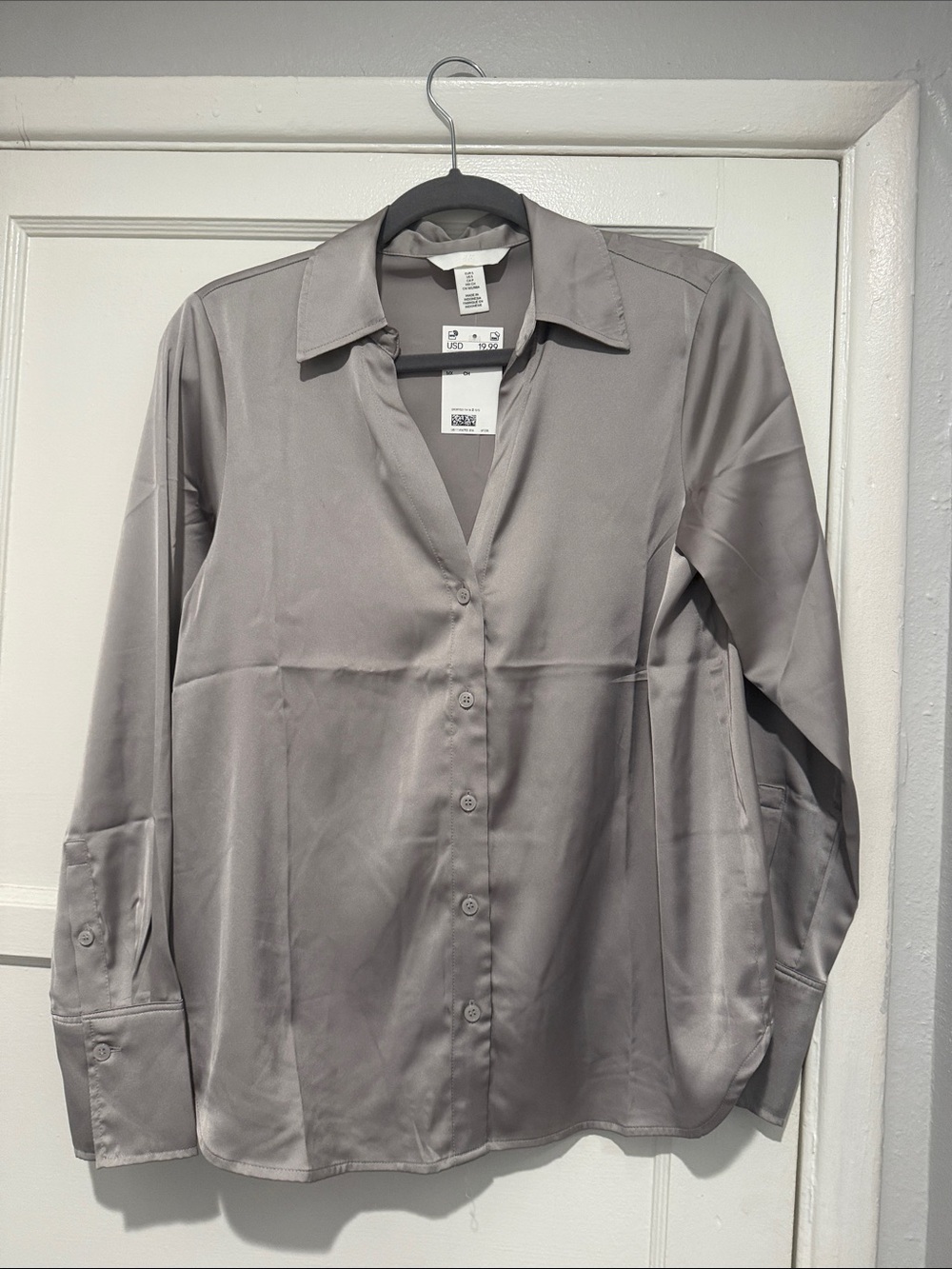 H&M Satin-Look Button Down Shirt in Light Gray